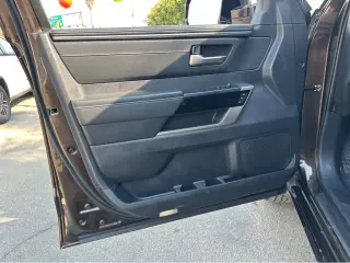 2022 Toyota Tundra 4WD Limited