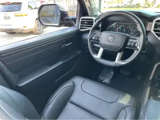 2022 Toyota Tundra 4WD Limited