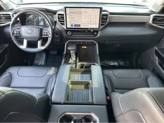 2022 Toyota Tundra 4WD Limited