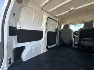 2021 Nissan NV200 Compact Cargo S
