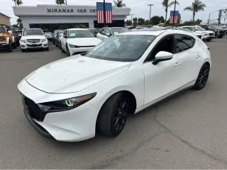 2019 Mazda Mazda3 Hatchback w/Premium Pkg