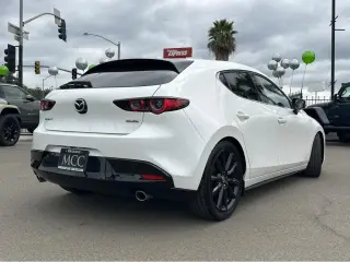 2019 Mazda Mazda3 Hatchback w/Premium Pkg