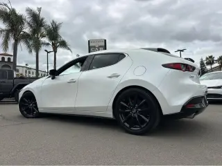 2019 Mazda Mazda3 Hatchback w/Premium Pkg