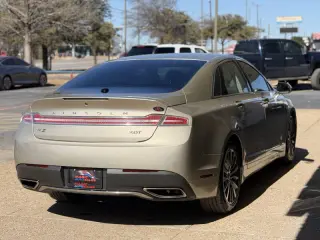 2017 Lincoln MKZ Select