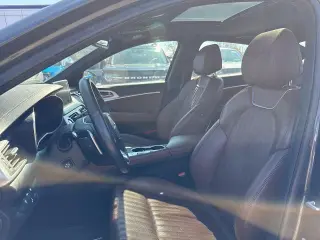 Genesis G70 2021 AWD 2.0T 4dr Sedan