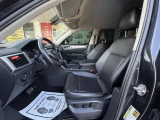 2018 Volkswagen Atlas V6 SE
