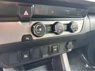 2022 Toyota Tacoma 2WD SR