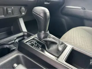 2022 Toyota Tacoma 2WD SR