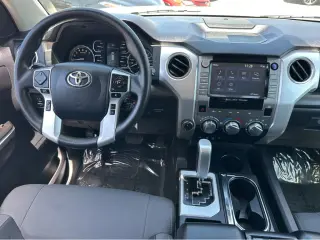 2020 Toyota Tundra 4WD SR5