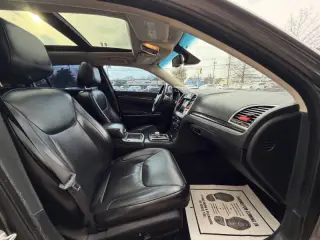 2017 Chrysler 300 C