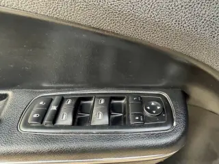 2017 Chrysler 300 C