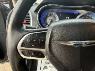 2017 Chrysler 300 C