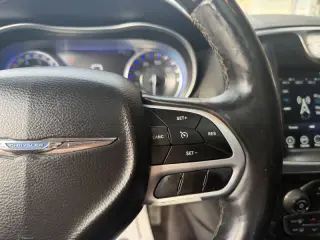 2017 Chrysler 300 C
