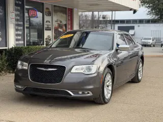 2017 Chrysler 300 C