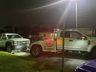 SERVICIO DE GRÚA EN FORT MYERS