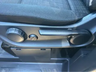 2016 Mercedes-Benz Metris Passenger Van RWD 126"