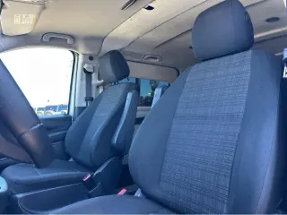 2016 Mercedes-Benz Metris Passenger Van RWD 126"