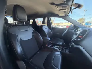 2020 Jeep Cherokee Altitude
