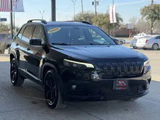 2020 Jeep Cherokee Altitude
