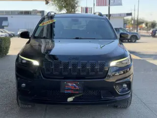 2020 Jeep Cherokee Altitude