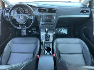 2017 Volkswagen Golf Alltrack SE