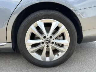 2019 Mercedes-Benz C 300 Sedan