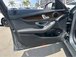 2019 Mercedes-Benz C 300 Sedan