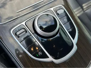 2019 Mercedes-Benz C 300 Sedan