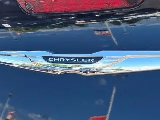 Chrysler 300 2017 AWD S 4dr Sedan