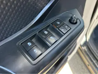 2019 Toyota C-HR LE
