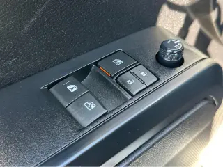 2021 Toyota Tacoma 2WD SR