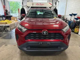 Toyota RAV4 2023 AWD LE 4dr SUV