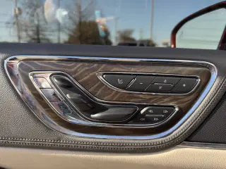 2017 Lincoln Continental Reserve