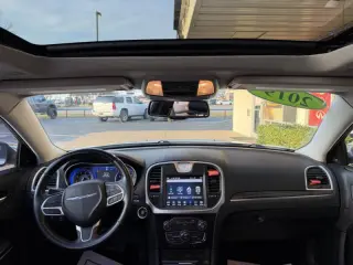 2019 Chrysler 300 Limited