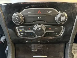 2019 Chrysler 300 Limited