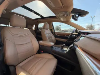 2018 Cadillac XT5 Platinum
