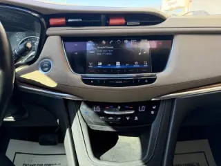 2018 Cadillac XT5 Platinum