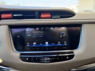 2018 Cadillac XT5 Platinum