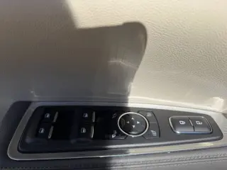2017 Lincoln Continental Select