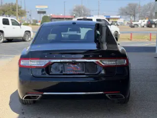 2017 Lincoln Continental Select