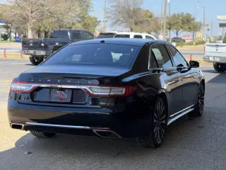 2017 Lincoln Continental Select