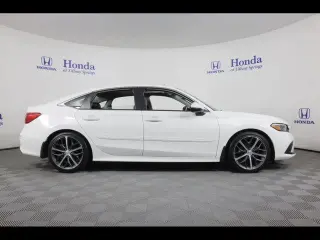 Honda Civic 2024 Touring Sedán de 4 puertas