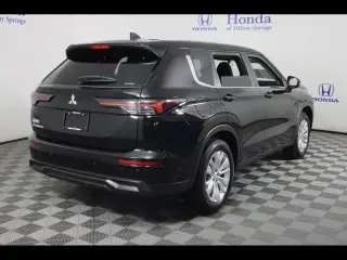 Mitsubishi Outlander 2025 AWD ES 4dr SUV