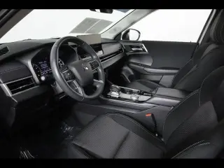 Mitsubishi Outlander 2025 AWD ES 4dr SUV