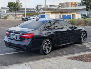 2017 BMW 7 Series 740i