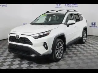 Toyota RAV4 2022 AWD XLE Premium 4dr SUV