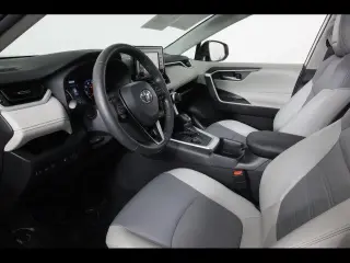 Toyota RAV4 2022 AWD XLE Premium 4dr SUV