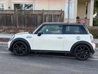 2011 MINI Cooper Hardtop S