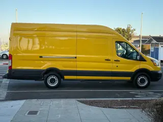 2019 Ford Transit Van T-250 High Roof