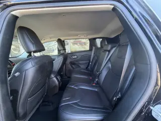 2020 Jeep Cherokee Altitude